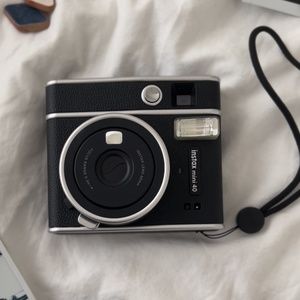 instax mini 40 fujifilm camera